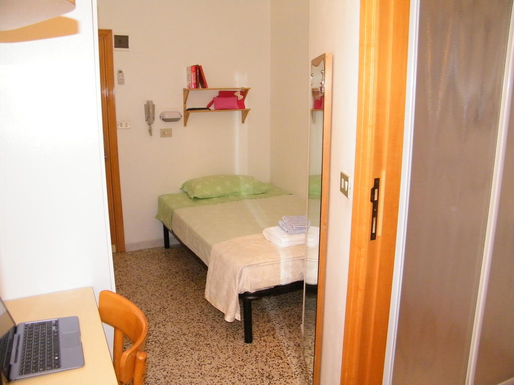 Hotel Nuovo Fiore Cattolica Room photo