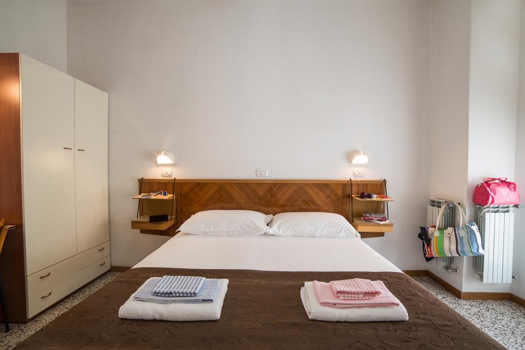 Hotel Nuovo Fiore Cattolica Room photo